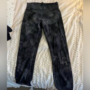 Lululemon diamond dye leggings// size 6